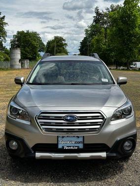 Tungsten Metallic 2017 Subaru Outback 3.6R Limited