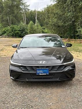 Abyss Black 2025 Hyundai ELANTRA Sport