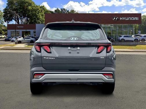 Ecotronic Gray 2026 Hyundai TUCSON SE