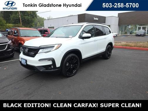 2022 Honda Pilot AWD Black Edition