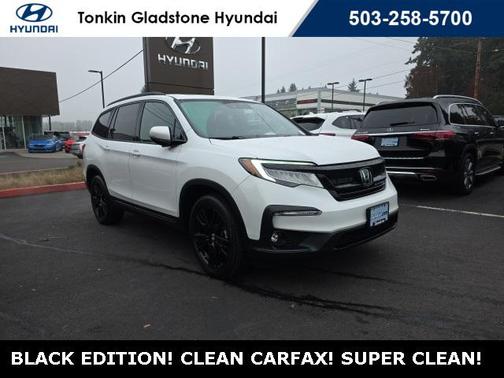 2022 Honda Pilot AWD Black Edition