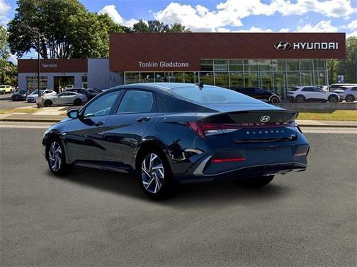 2025 Hyundai ELANTRA HEV SEL Sport