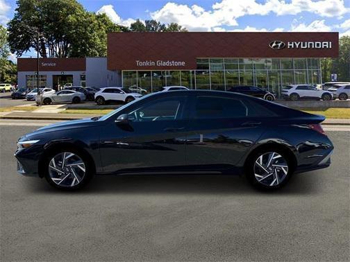 2025 Hyundai ELANTRA HEV SEL Sport