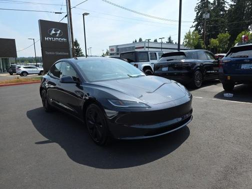 2025 Tesla Model 3 Long Range