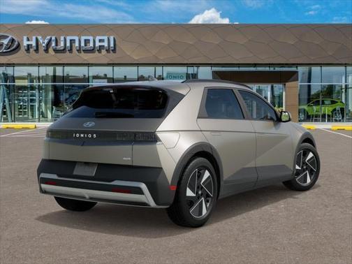 2025 Hyundai IONIQ 5 SE