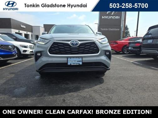 2022 Toyota Highlander Hybrid XLE