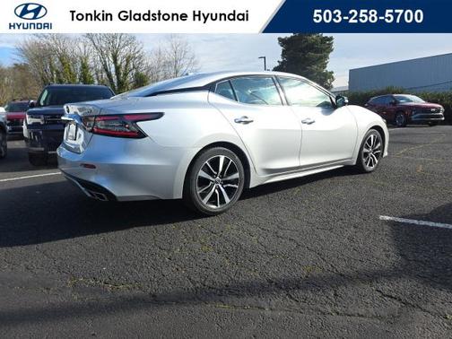 2023 Nissan Maxima SV Xtronic CVT