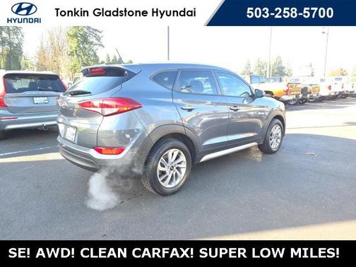 2017 Hyundai TUCSON SE