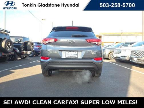 2017 Hyundai TUCSON SE