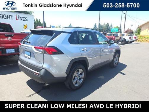 2023 Toyota RAV4 Hybrid LE