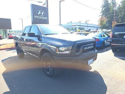 2024 RAM 1500 Classic Warlock Crew Cab 4x4 5'7' Box