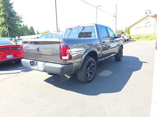 2024 RAM 1500 Classic Warlock Crew Cab 4x4 5'7' Box