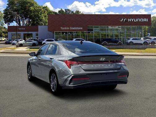 Amazon Gray 2026 Hyundai ELANTRA HEV SEL Sport