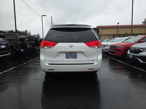 2013 Toyota Sienna XLE
