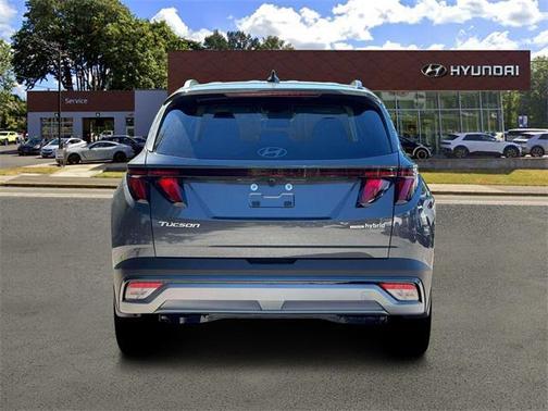2026 Hyundai TUCSON Hybrid SEL