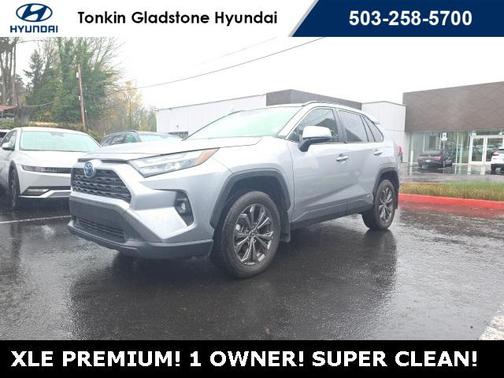 2022 Toyota RAV4 Hybrid XLE Premium