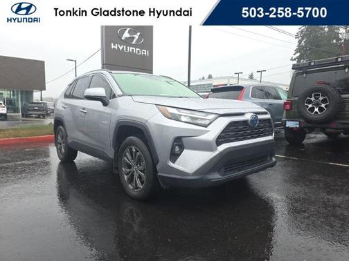 2022 Toyota RAV4 Hybrid XLE Premium