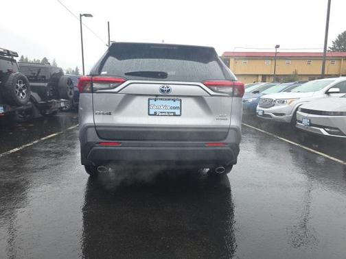 2022 Toyota RAV4 Hybrid XLE Premium