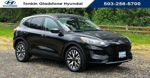 Agate Black Metallic 2020 Ford Escape SE