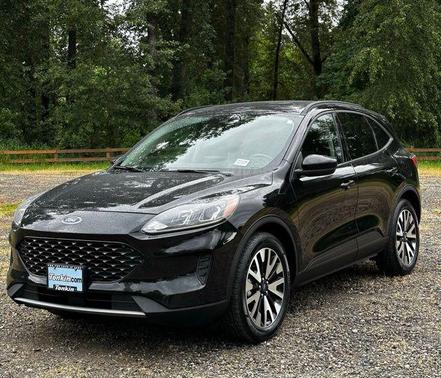 Agate Black Metallic 2020 Ford Escape SE