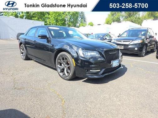 2022 Chrysler 300 Touring