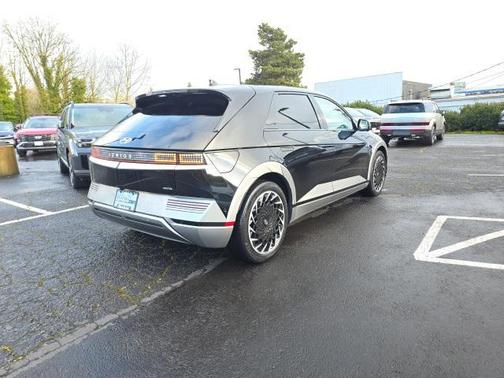 2022 Hyundai IONIQ 5 Limited