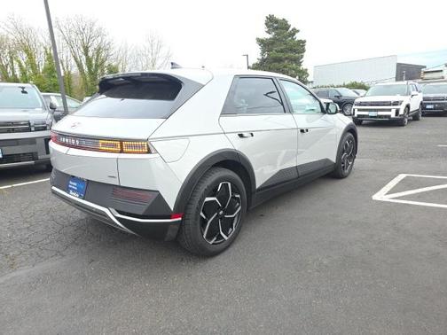 2022 Hyundai IONIQ 5 SEL