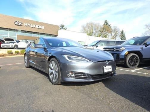2021 Tesla Model S Long Range