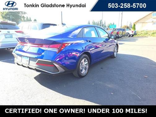2025 Hyundai ELANTRA SE