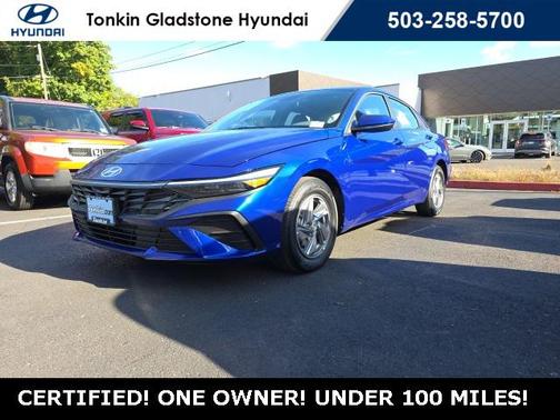 2025 Hyundai ELANTRA SE