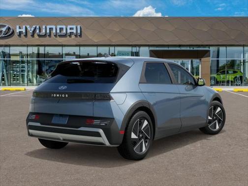 2025 Hyundai IONIQ 5 SE