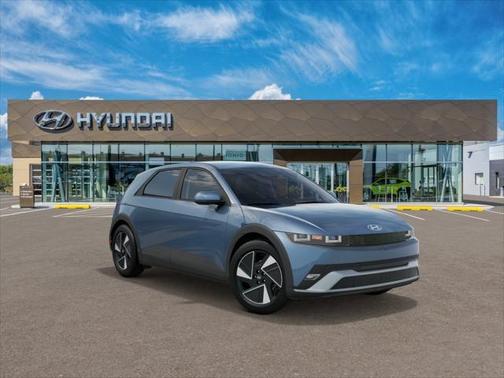 2025 Hyundai IONIQ 5 SE