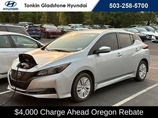 Brilliant Silver Metallic 2025 Nissan Leaf S
