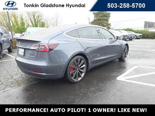 2020 Tesla Model 3 Performance