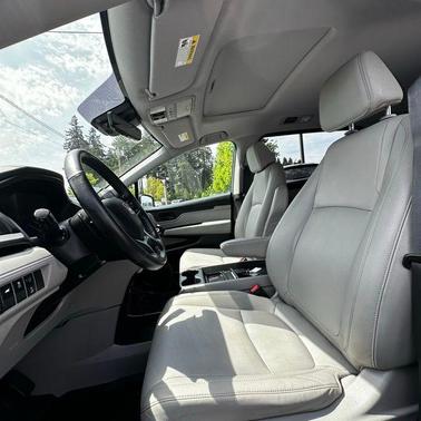 Obsidian Blue Pearl 2019 Honda Odyssey EX-L