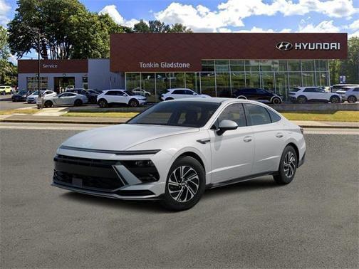 2026 Hyundai SONATA Hybrid Base