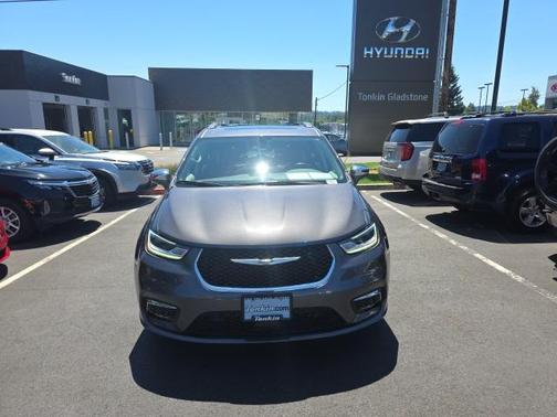 2021 Chrysler Pacifica Hybrid Limited