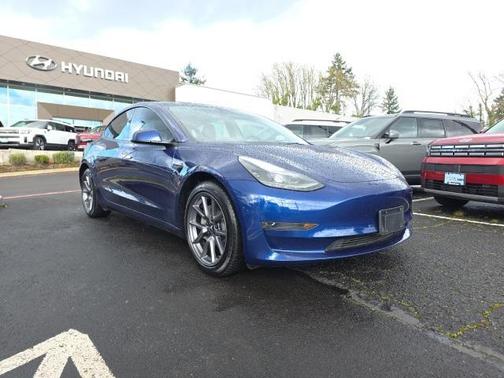2023 Tesla Model 3 Standard Range