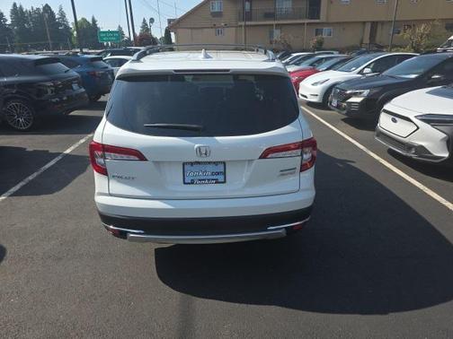 2020 Honda Pilot Touring 8-Passenger