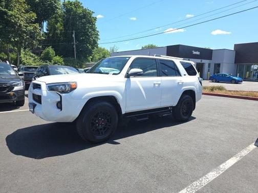 2024 Toyota 4Runner SR5 Premium