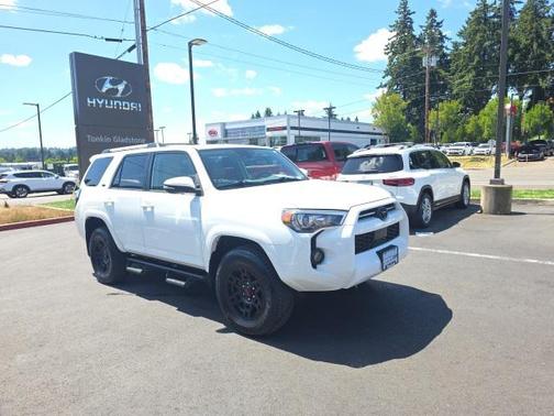 2024 Toyota 4Runner SR5 Premium