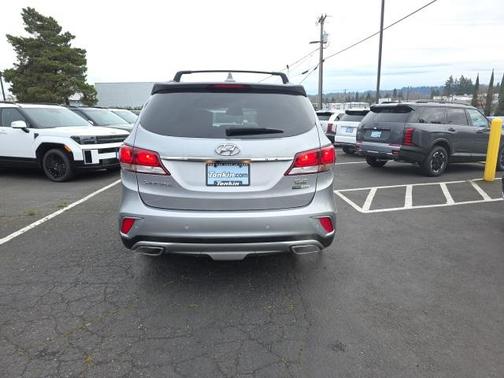 2017 Hyundai SANTA FE SE Ultimate