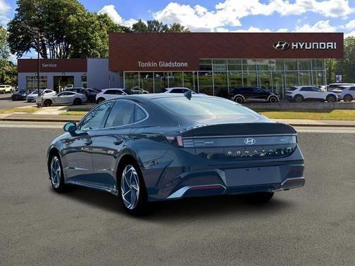 Abyss Black 2026 Hyundai SONATA SEL