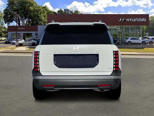 Creamy White Pearl 2026 Hyundai PALISADE SEL 7P