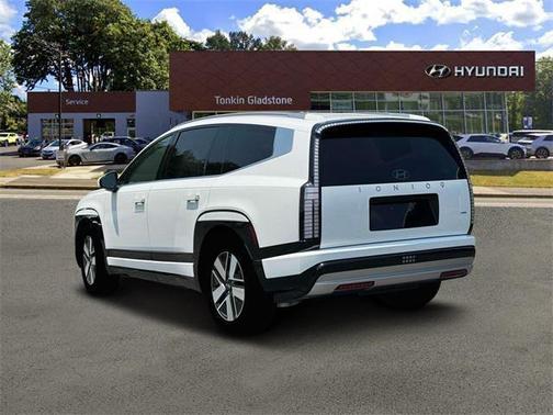 2026 Hyundai IONIQ 9 SEL