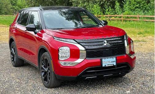 Red Diamond/Black Roof 2023 Mitsubishi Outlander SEL S-AWC