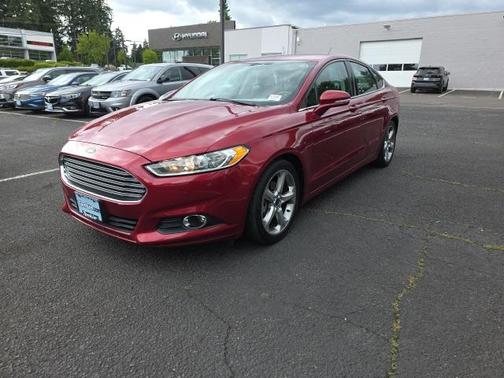 2015 Ford Fusion SE