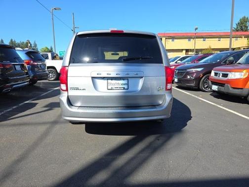 2016 Dodge Grand Caravan R/T