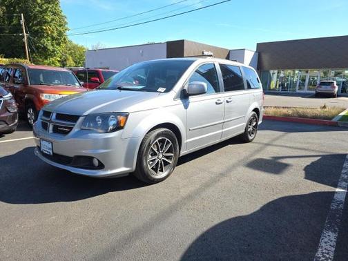 2016 Dodge Grand Caravan R/T