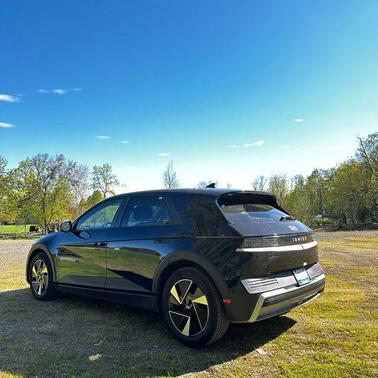 2025 Hyundai IONIQ 5 SE